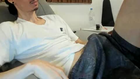 DigBreed online show from April 23, 12:51 pm