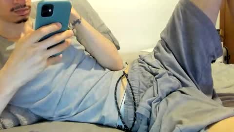 DigBreed online show from March 24, 1:44 am