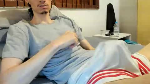 DigBreed online show from February 23, 9:49 pm