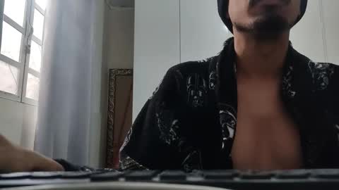 molequebrasileiro online show from September 26, 1:42 pm