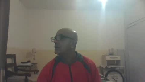 moment71200 online show from January 1, 3:24 pm