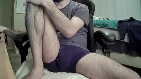 Snapshot of monkey_4u chatting on February 28, 2:20 pm monkey_4u online show from February 28, 2:20 pm