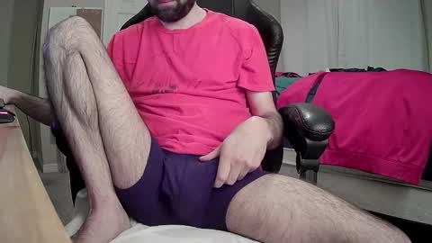 Snapshot of monkey_4u chatting on October 21, 12:03 am monkey_4u online show from October 21, 12:03 am
