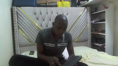 monstrous_cock1 online show from June 8, 9:10 am