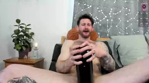 Snapshot of montuna chatting on February 15, 5:50 pm Montana Ridge online show from February 15, 5:50 pm