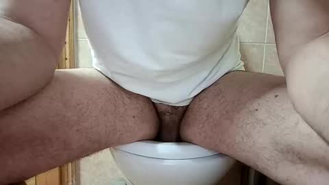 moos1 online show from March 2, 6:14 am