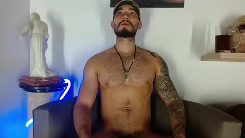 Snapshot of morgann_jones chatting on October 4, 4:17 am morgan online show from October 4, 4:17 am