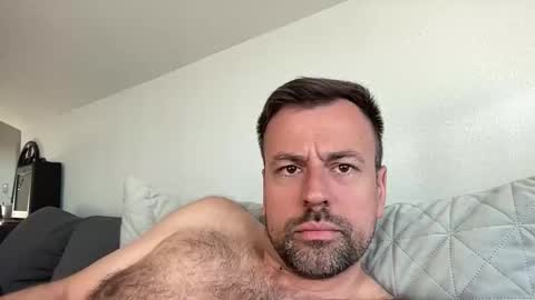 morty87geil online show from May 19, 5:35 am