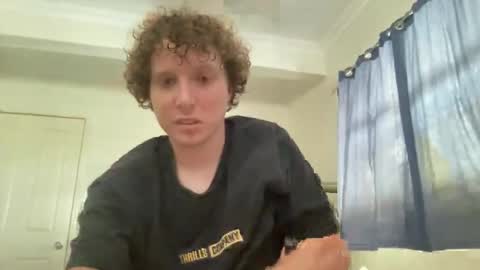 Snapshot of mosterr325 chatting on February 26, 2:04 am mosterr325 online show from February 26, 2:04 am