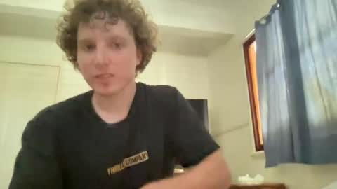Snapshot of mosterr325 chatting on March 2, 4:50 am mosterr325 online show from March 2, 4:50 am