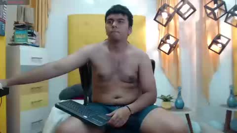 Snapshot of mou_fly chatting on September 16, 5:36 pm Mou Fly online show from September 16, 5:36 pm