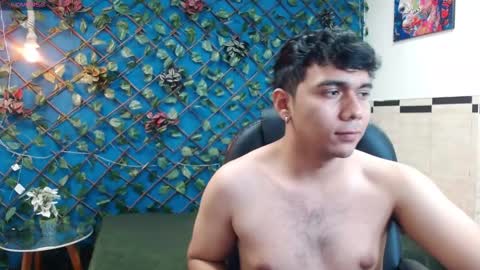 Mou Fly online show from December 1, 6:44 pm