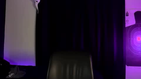 mount_vesuvius online show from November 8, 1:20 am