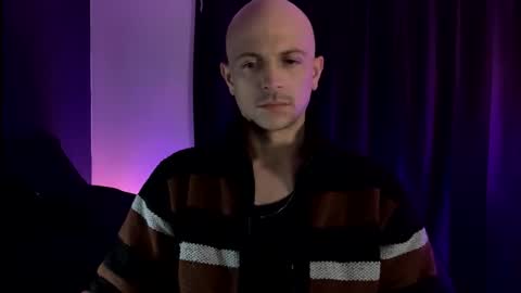 mount_vesuvius online show from November 23, 7:30 am