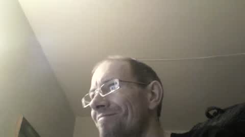 Snapshot of moviem1978 chatting on February 5, 5:43 pm Frederik online show from February 5, 5:43 pm