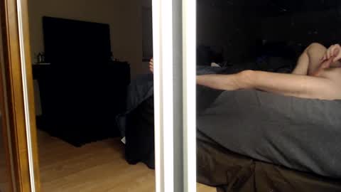 Snapshot of mr4269 chatting on January 21, 5:28 am mr4269 online show from January 21, 5:28 am