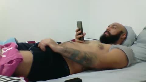 Mr8 online show from December 18, 5:26 am