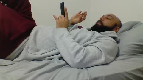 Mr8 online show from January 12, 2:14 am