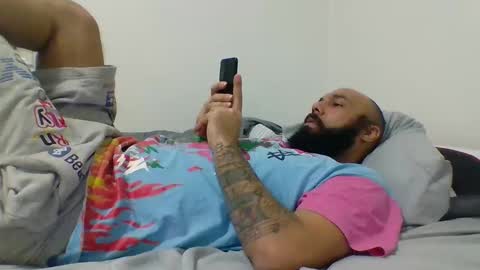 Mr8 online show from December 28, 3:26 am