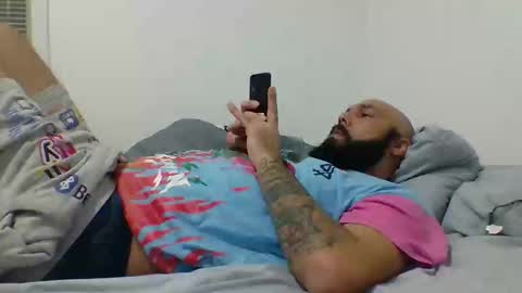 Mr8 online show from December 29, 2:06 am