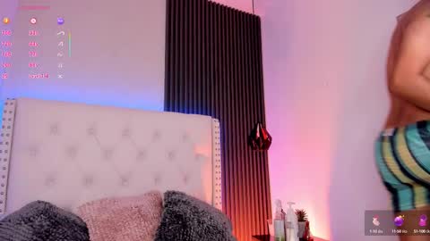 Snapshot of mr_aronnn chatting on September 24, 12:03 pm Aaron. online show from September 24, 12:03 pm