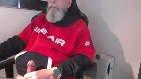 mr_boombastic2021 online show from September 26, 9:07 am