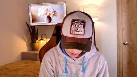 Mr Evans online show from November 20, 4:50 pm