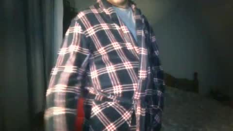 mr_i_ online show from April 19, 9:39 pm