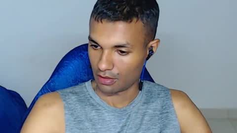 Max online show from April 9, 3:07 pm