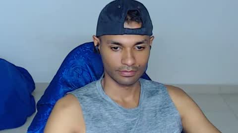 Max online show from April 6, 10:21 pm