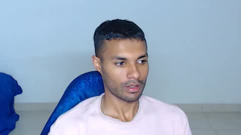 Max online show from April 18, 3:35 pm