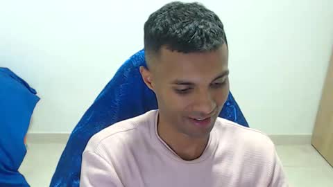 Max online show from February 22, 1:07 am