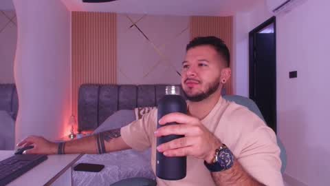 MIKEE online show from February 11, 3:11 am