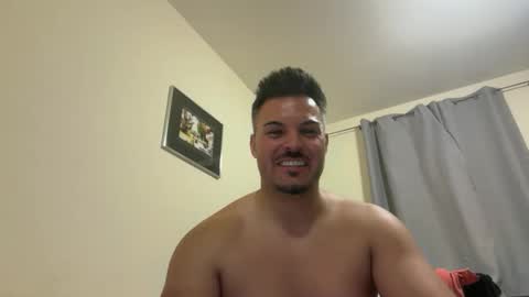 mr_niceguy100 online show from May 2, 11:07 pm