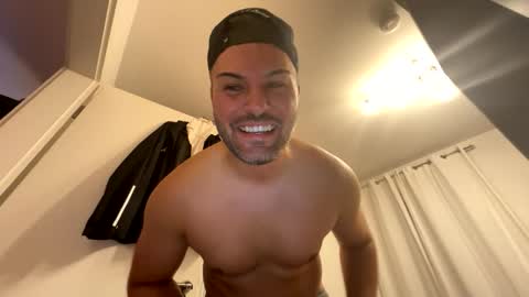 mr_niceguy100 online show from September 28, 10:41 pm