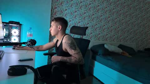 Mad online show from November 19, 6:19 pm