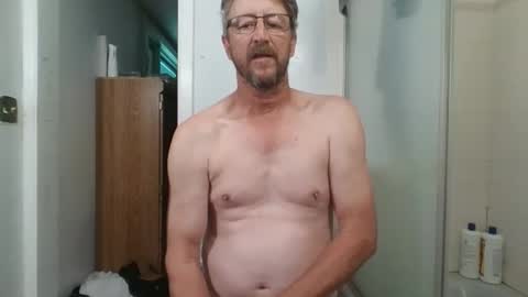 mrcumstain online show from April 23, 5:15 pm