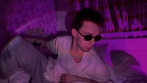 mrkallin online show from March 10, 1:55 am