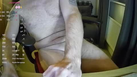 MrLeeBeeX online show from October 8, 6:23 pm