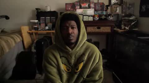 mrsoonicexrated online show from March 1, 2:28 pm