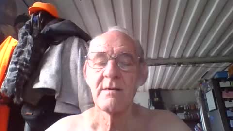 Chuck online show from June 4, 4:24 pm