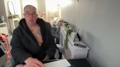 mtb1697 online show from December 19, 10:45 am