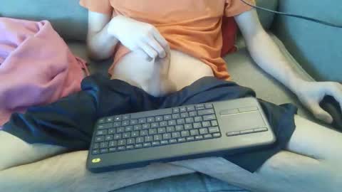 mteacher4fun online show from October 26, 6:43 pm