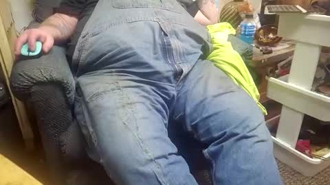 B-Lo Average Guy online show from February 12, 7:20 pm