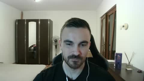 Victor online show from March 24, 7:07 pm