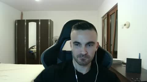 Victor online show from November 24, 6:42 pm