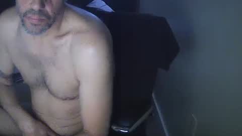 Muffdiver online show from December 26, 9:33 am