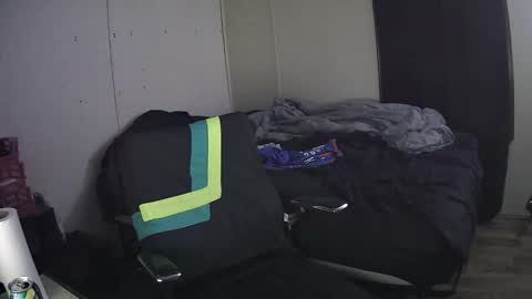 Muffdiver online show from April 6, 8:48 am