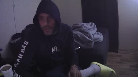 Muffdiver online show from April 21, 9:26 am