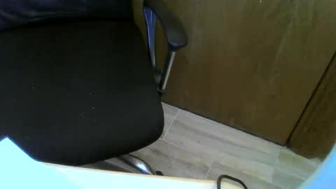Snapshot of muller520 chatting on October 9, 5:29 pm muller520 online show from October 9, 5:29 pm